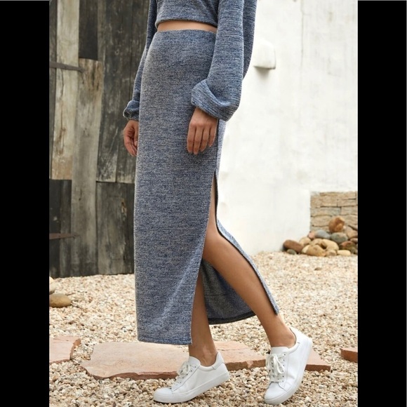 Maxi  Side Split Gray Sweater Skirt - Picture 9 of 15